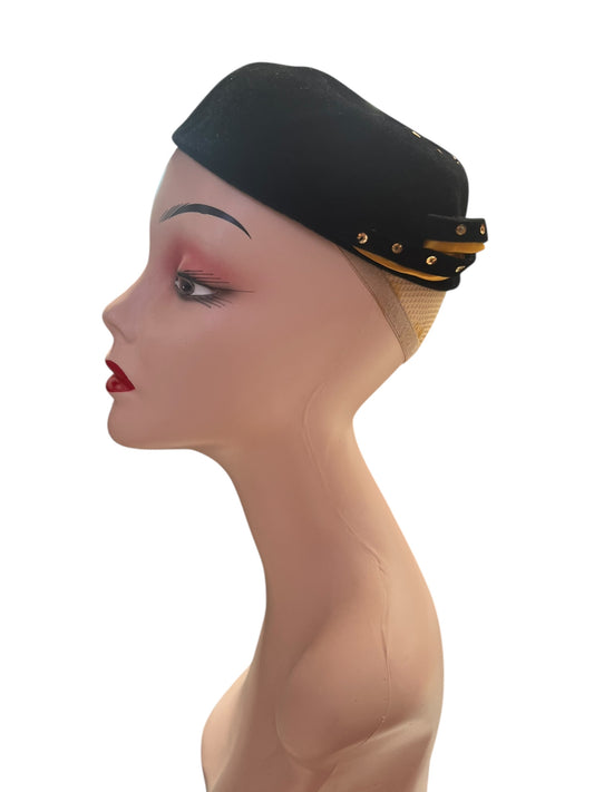 BLACK & GOLD VELVET HAT