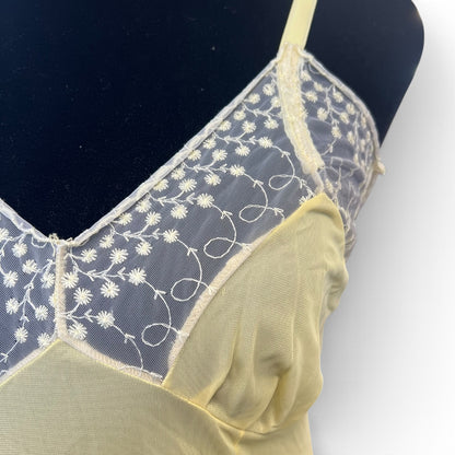MILLERS VTG YELLOW DAISY SLIP | 8