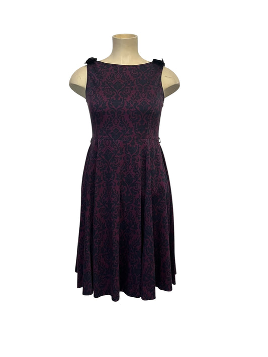 LADY VINTAGE MAROON DAMASK DRESS | 18