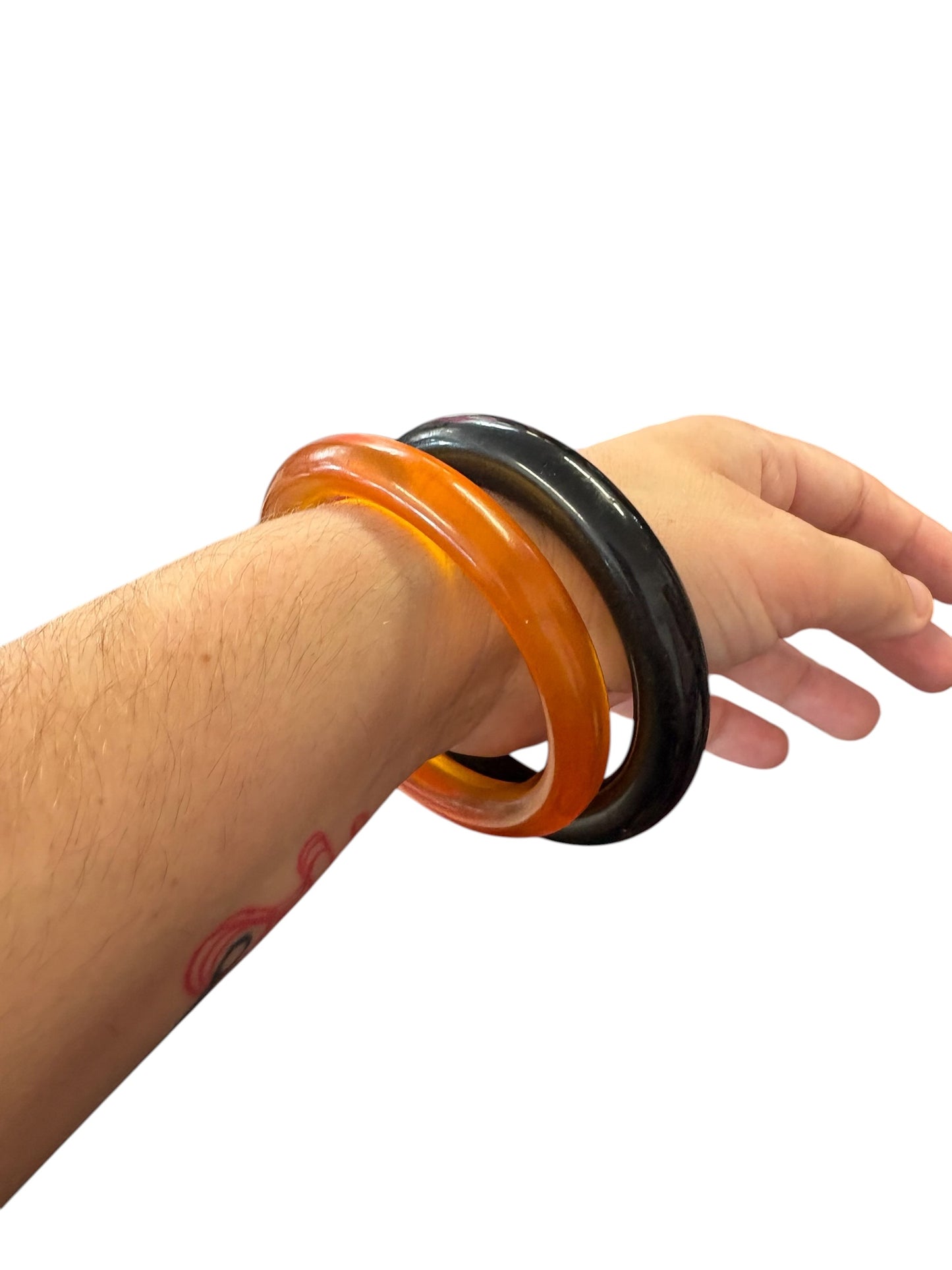 BLACK ROUND BANGLE (6.5CM)