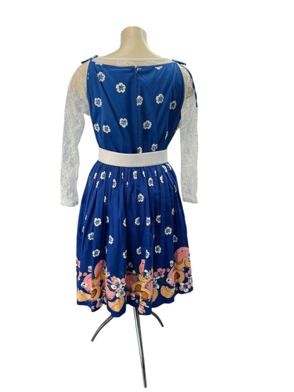 WHITE SLEEVEY WONDERS