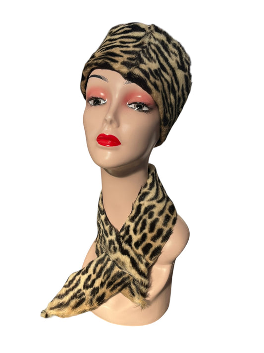 STRIPED FUR NECK CUFF
