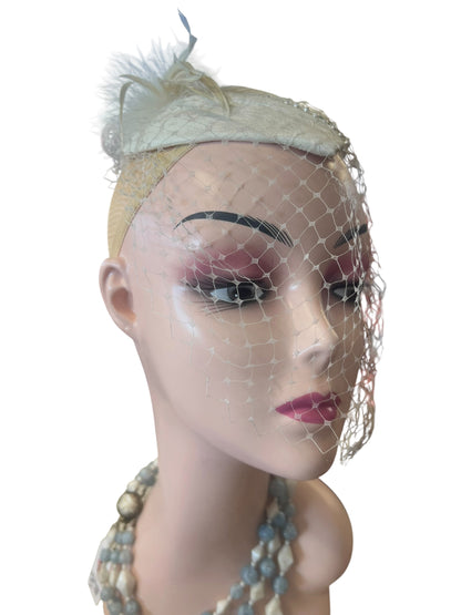 CREAM OVAL BIRDCAGE HEADPIECE