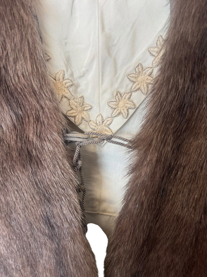 MOONEYS FUR STOLE