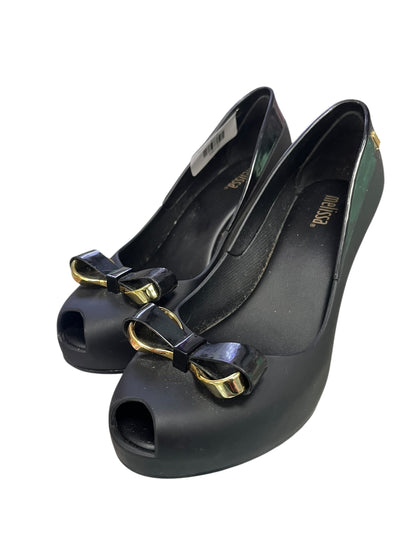 MELISSA GOLD & BLACK BOW WEDGES sz 7
