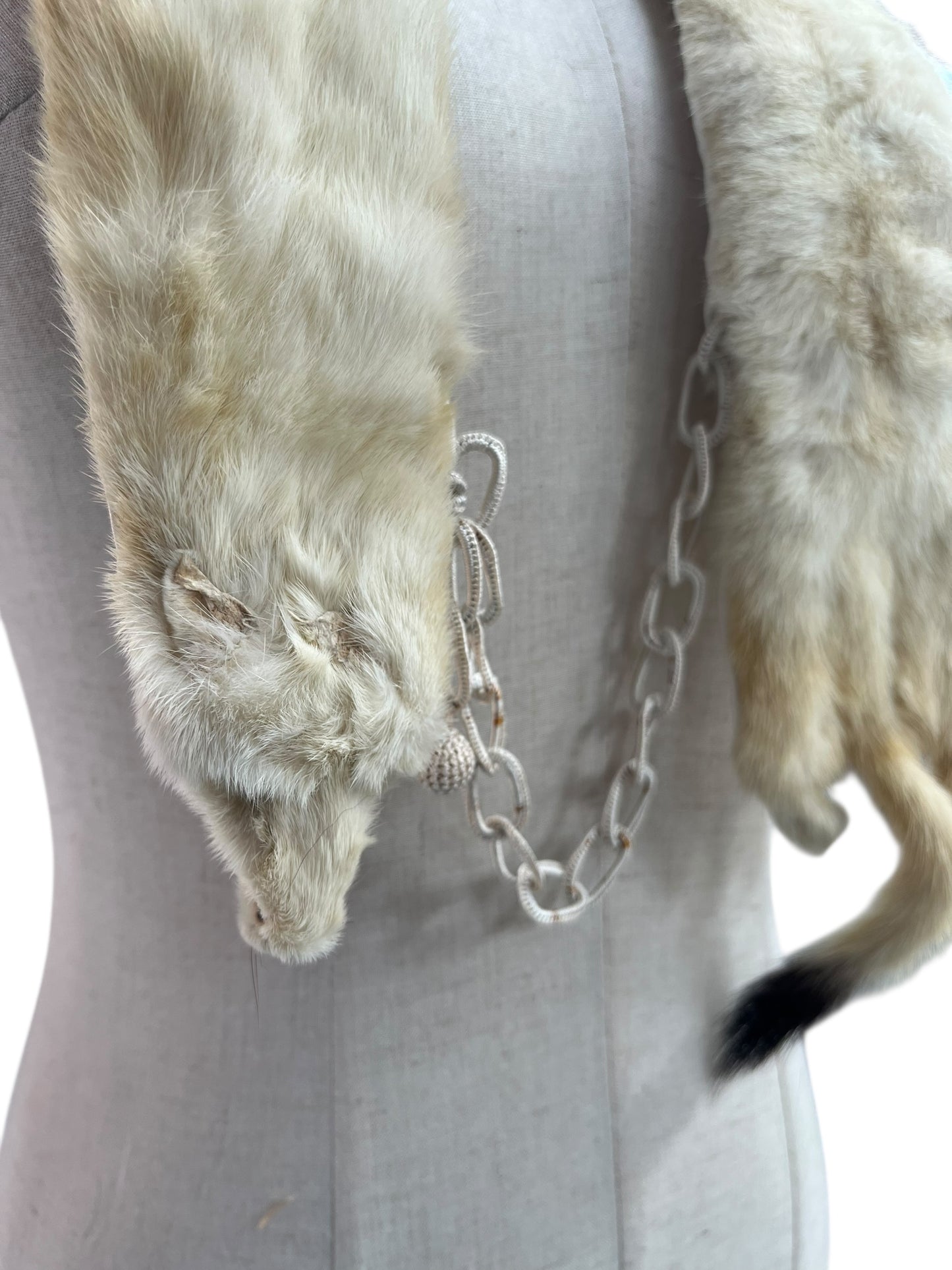 FERRET HEAD FUR STOLE
