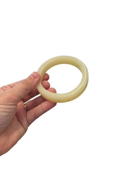 PEARL BANGLE