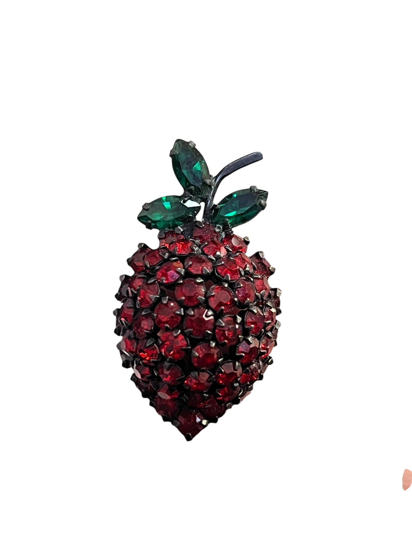 WARNER DOMED BERRY BROOCH