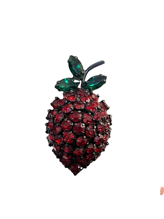 WARNER DOMED BERRY BROOCH