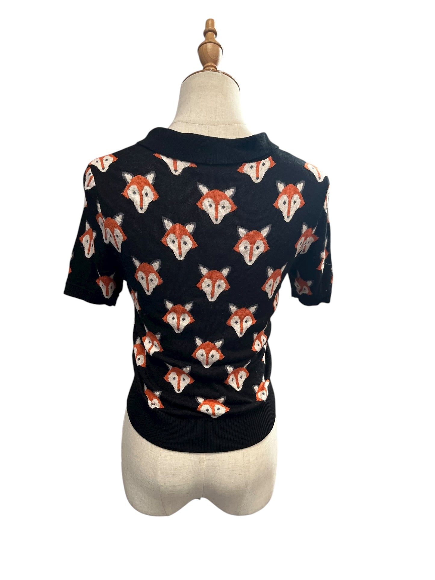 BLACK FOX CARDIGAN | 10