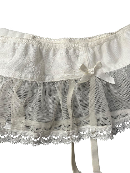 VINTAGE GARTER BELT SZ 14-18