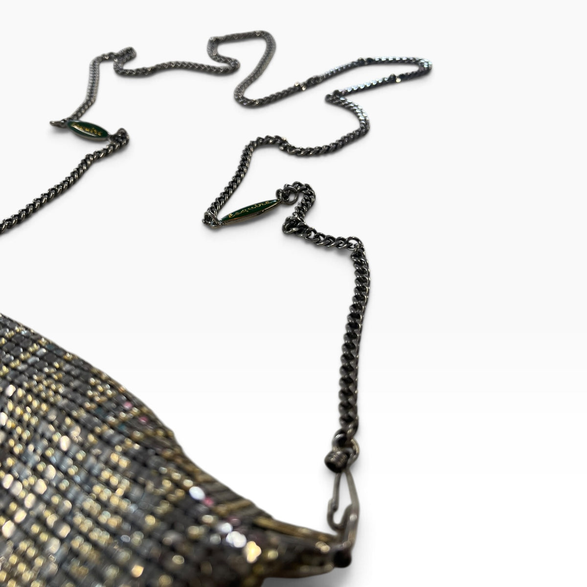 ESQUIRE FOLD & SILVER SHOULDERBAG