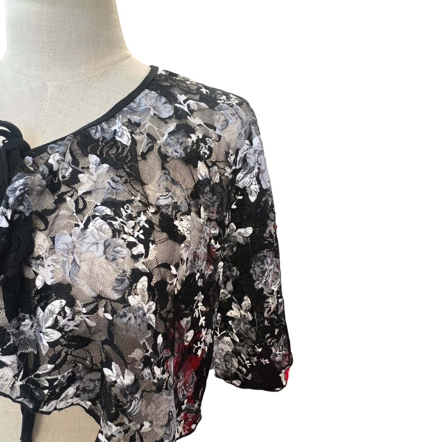 BLACK & GREY ROSE LACE SHAWL