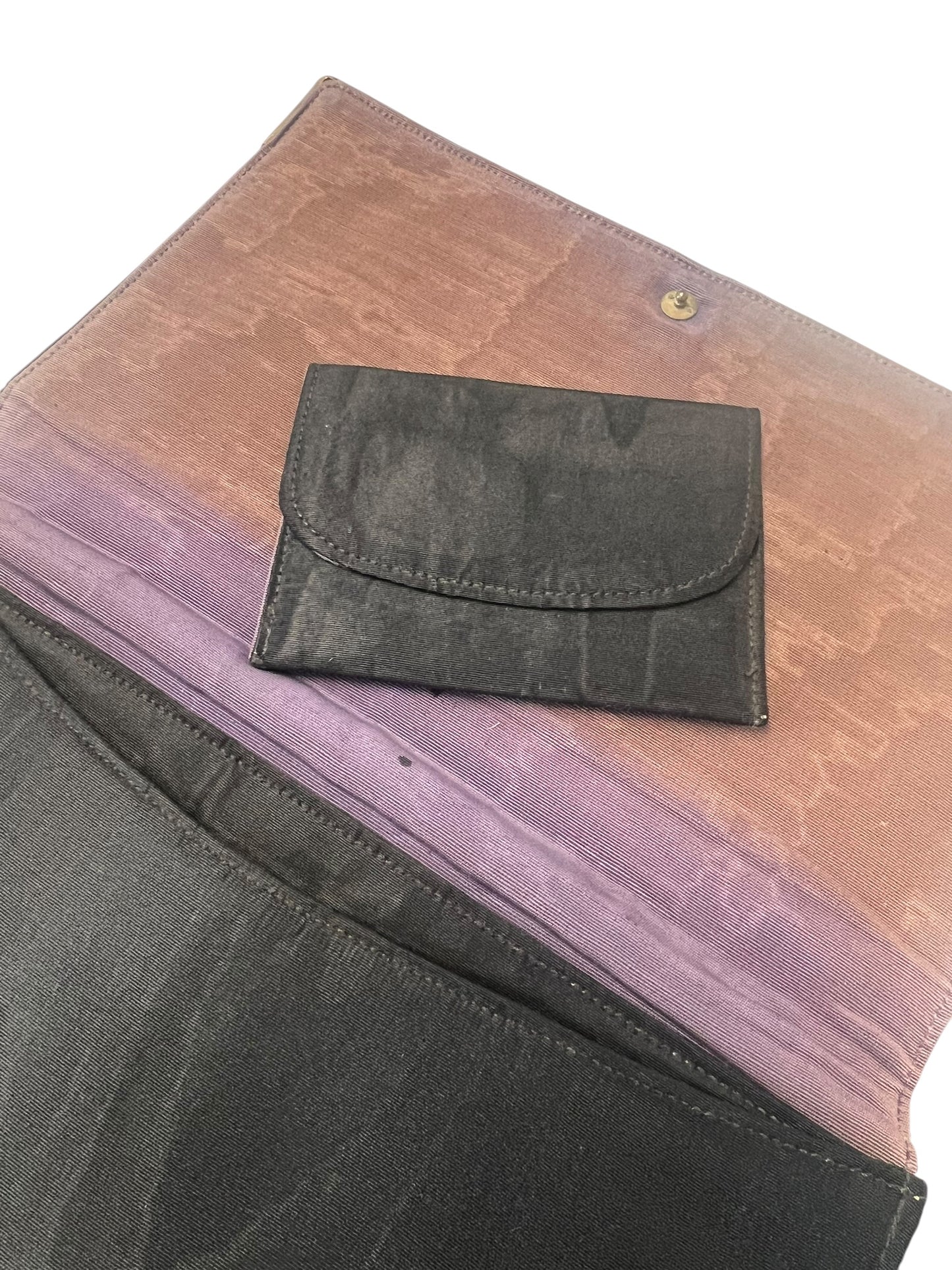 BLACK MOTHER OF PEARL CLUTCH