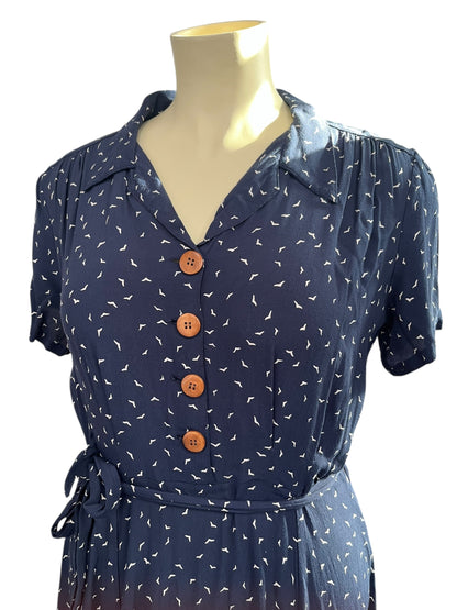 HOUSE OF FOXY DRESS SZ 18