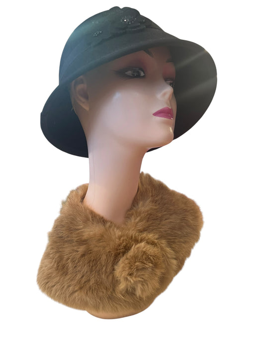 RABBIT FUR NECK CUFF
