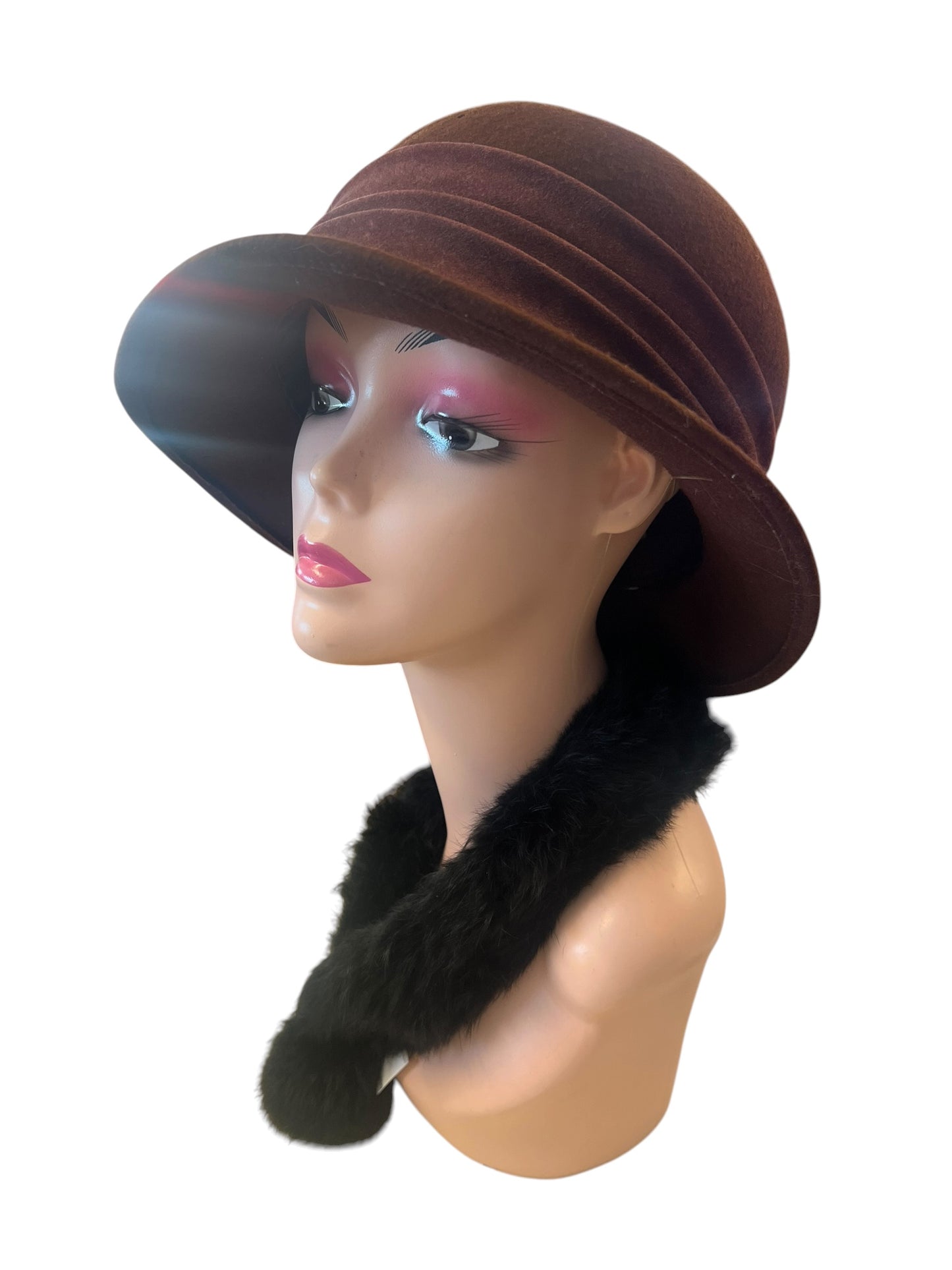 ITALIAN BROWN CLOCHE HAT