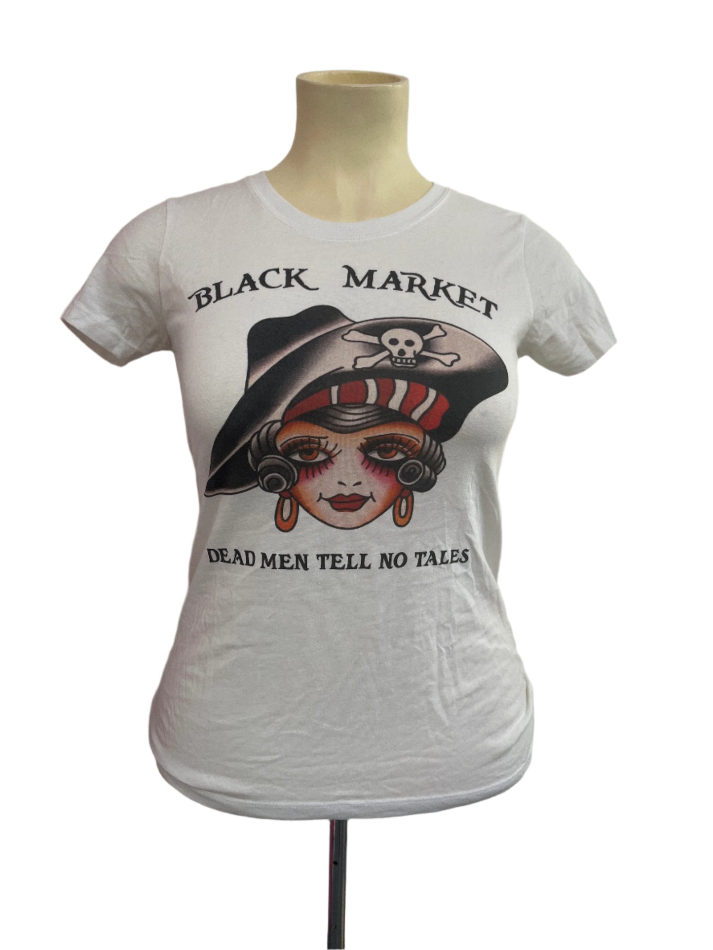 BLACK MARKET ART PIRATE T.SHIRT SZ L/14