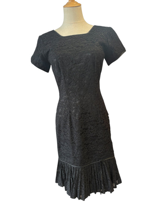 CARNEGIE MODELS BLACK LACE DRESS | 8