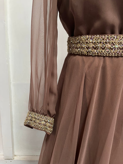 ELEGANTE BEADED MILADY GOWN sz 10