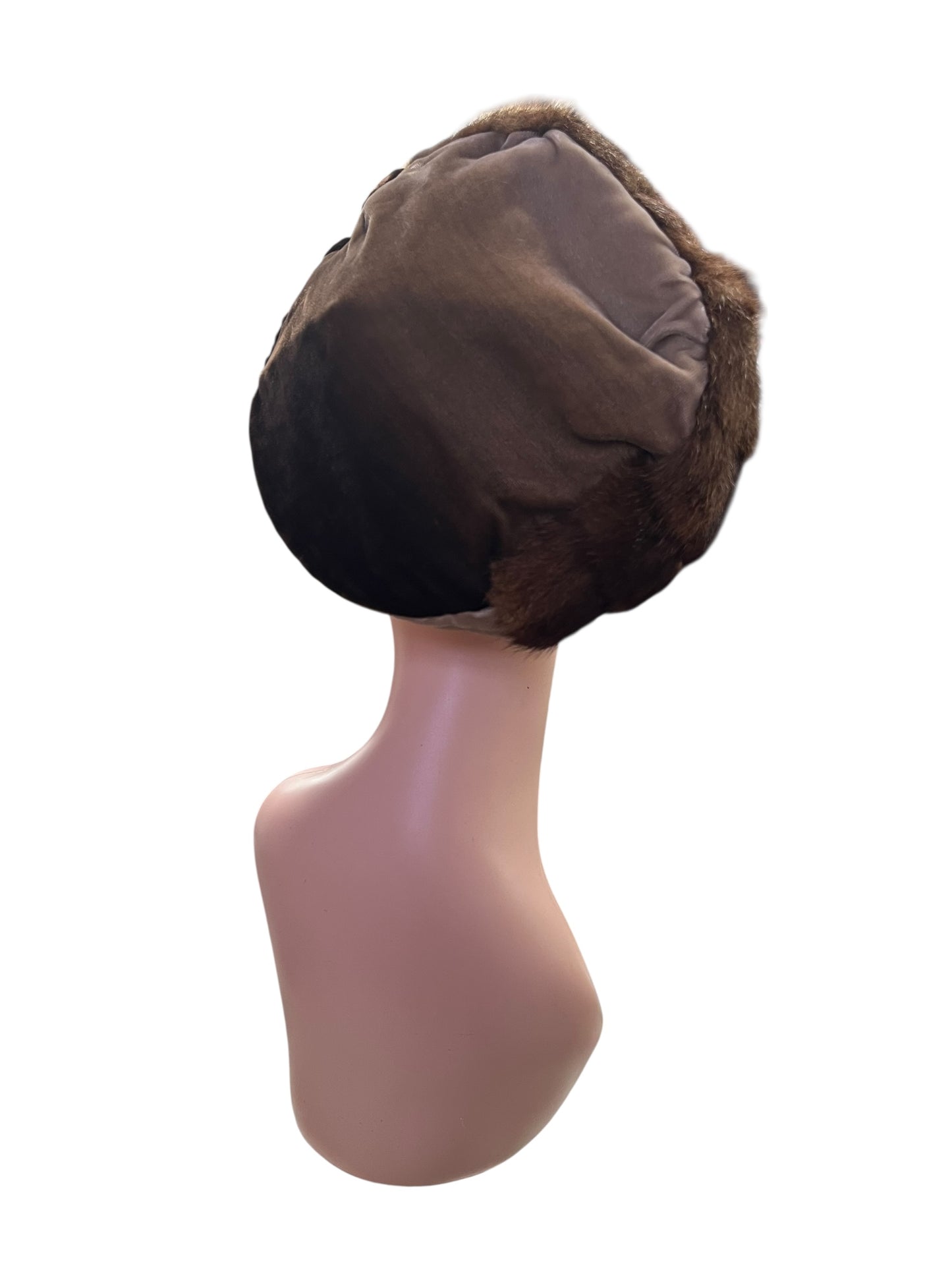 SMALL BOW FUR HAT
