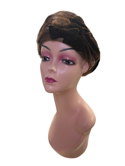 SMALL BOW FUR HAT