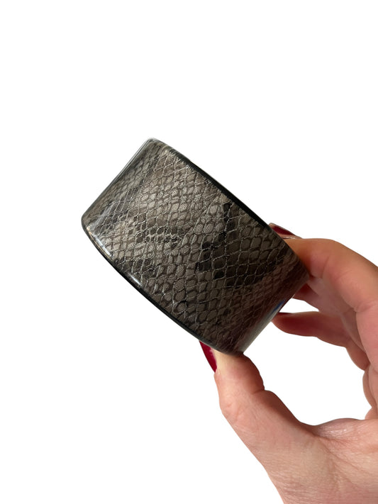 SILVER SNAKESKIN BANGLE