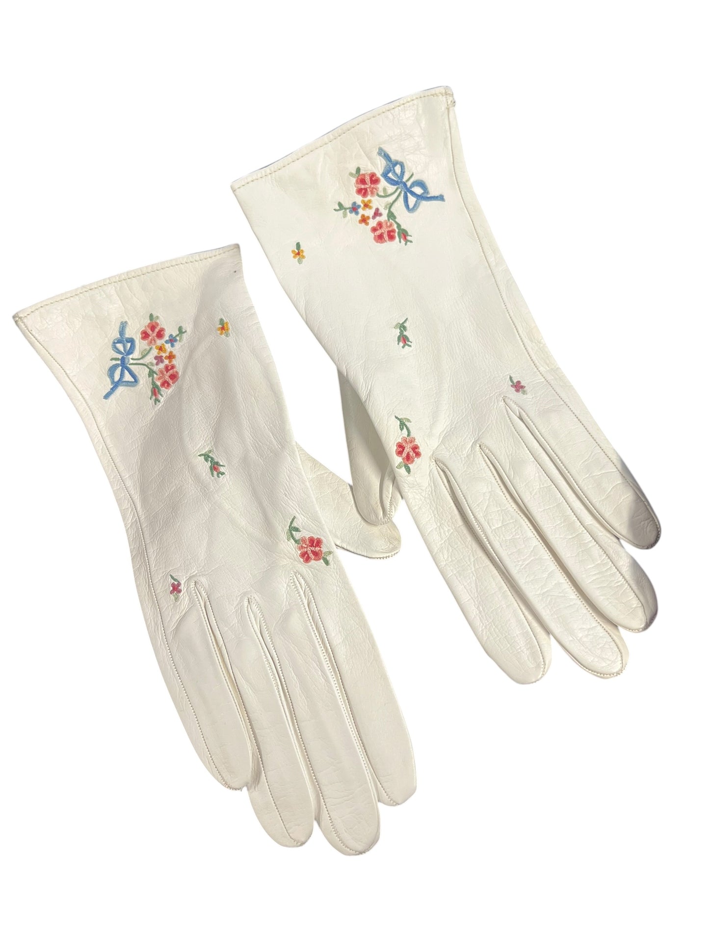WHITE CALF SKIN GLOVES