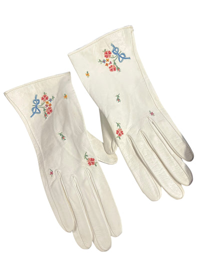 WHITE CALF SKIN GLOVES