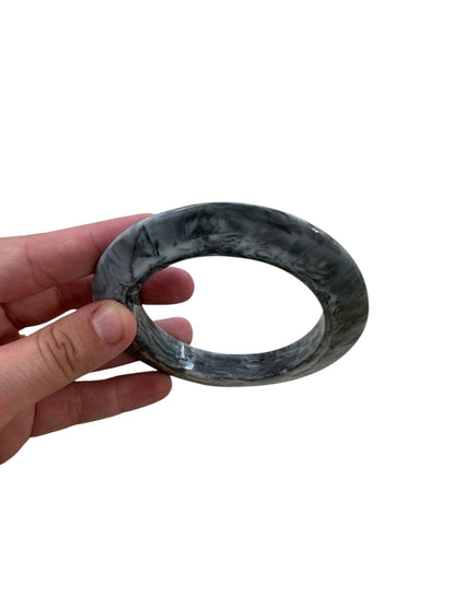MARBLED GREY BANGLE