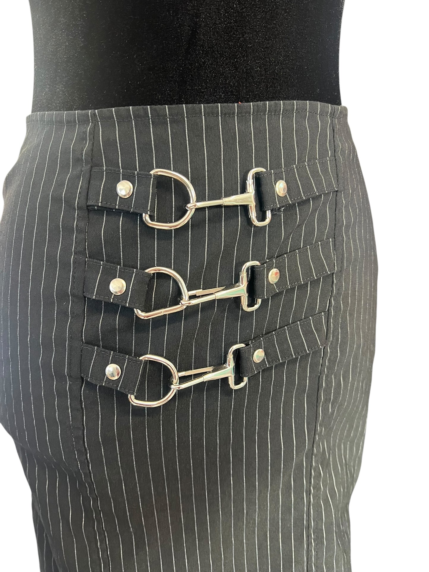 LIP SERVICE PINSTRIPE BUCKLE SKIRT | S