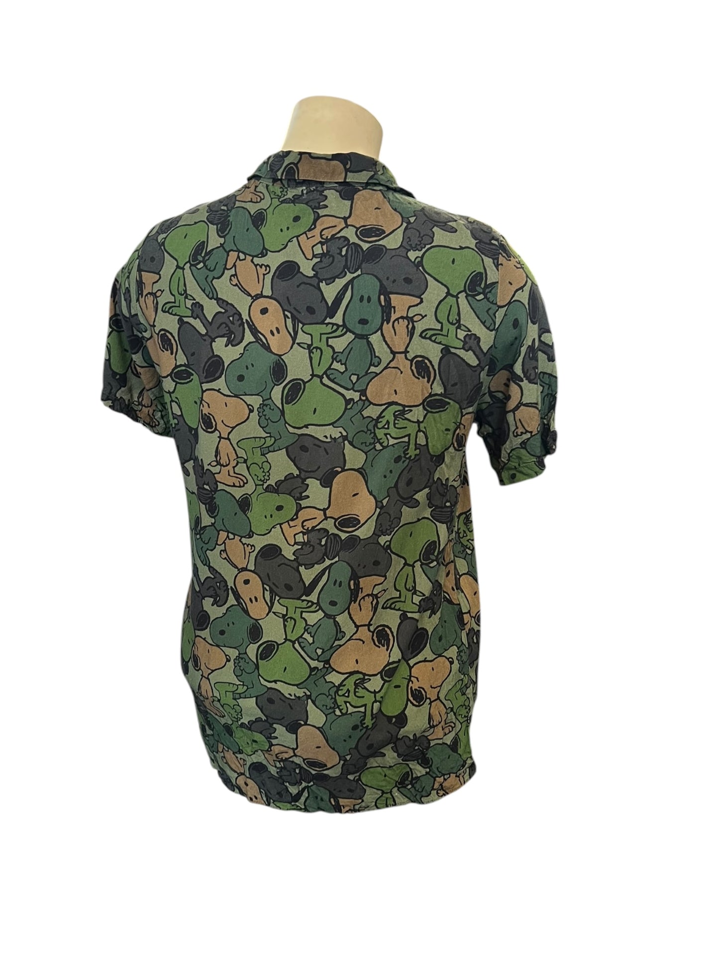 PEANUTS GREEN SNOOPY SHIRT | 16