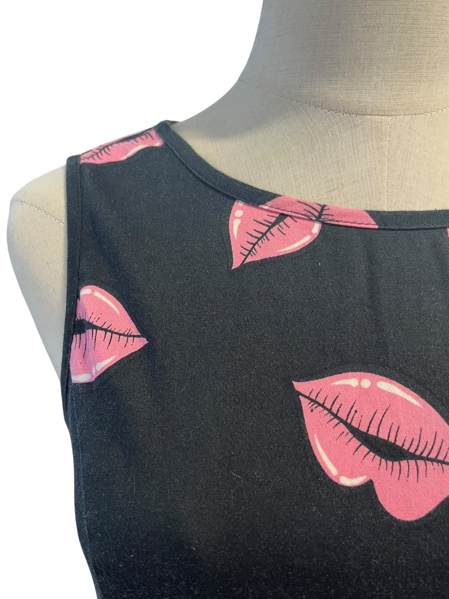 LADY V PINK LIPS DRESS | 12