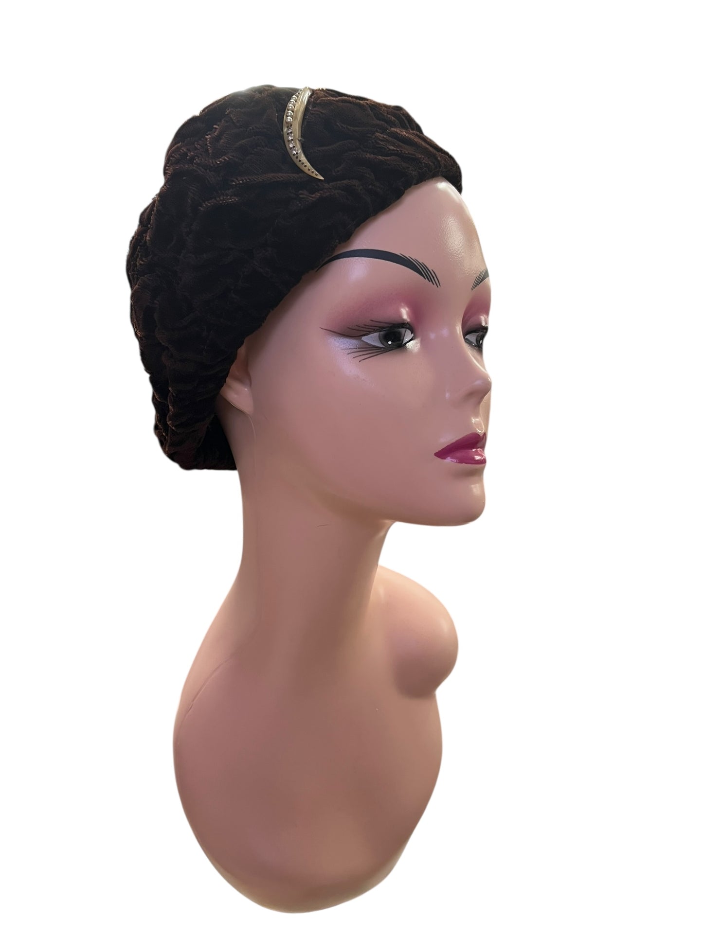 FUR HAT with BROOCH
