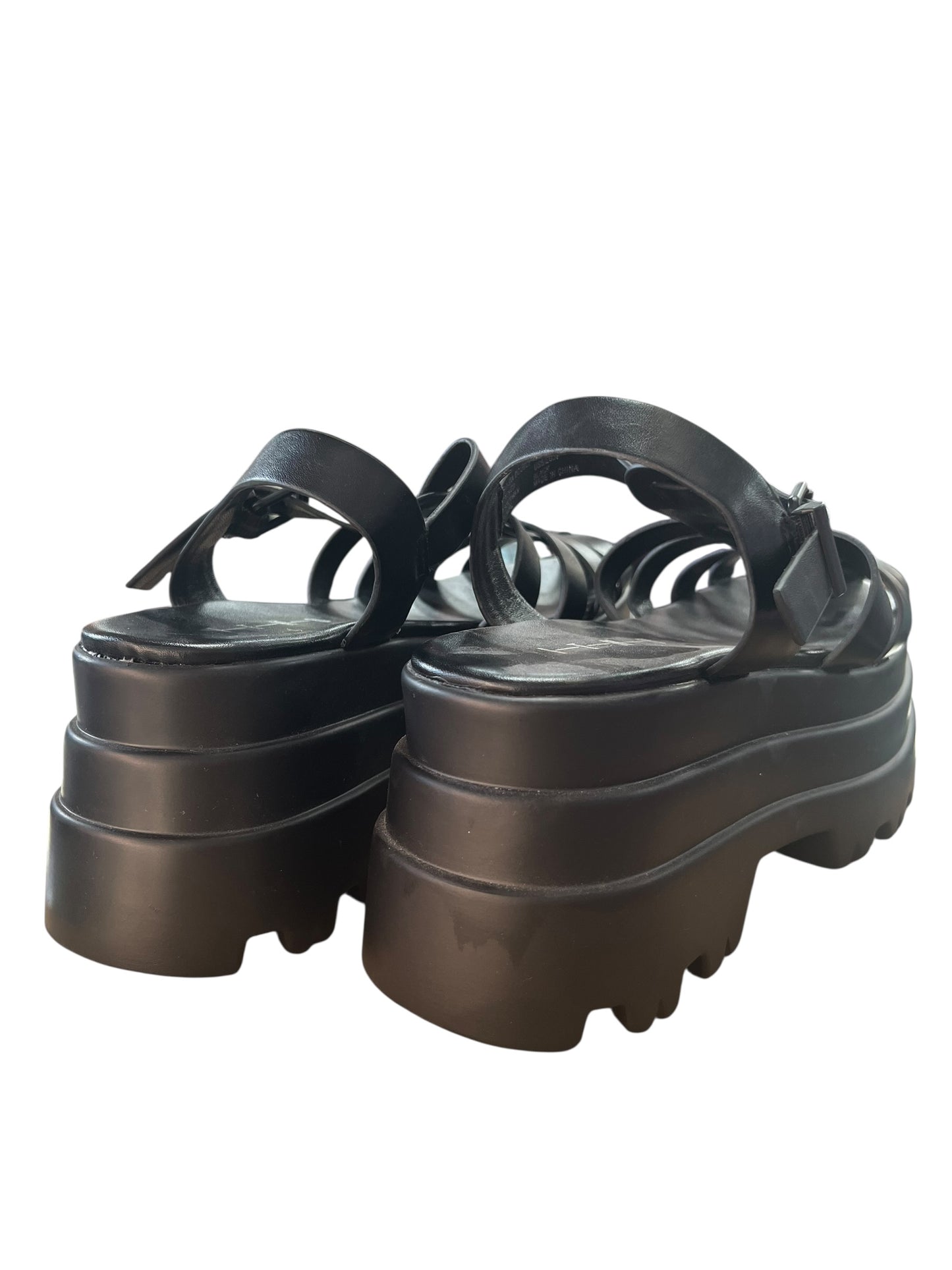 I-N-T-O BLACK PLATFORMS | 37