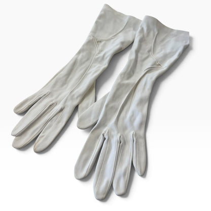 WHITE & PEARL GLOVES