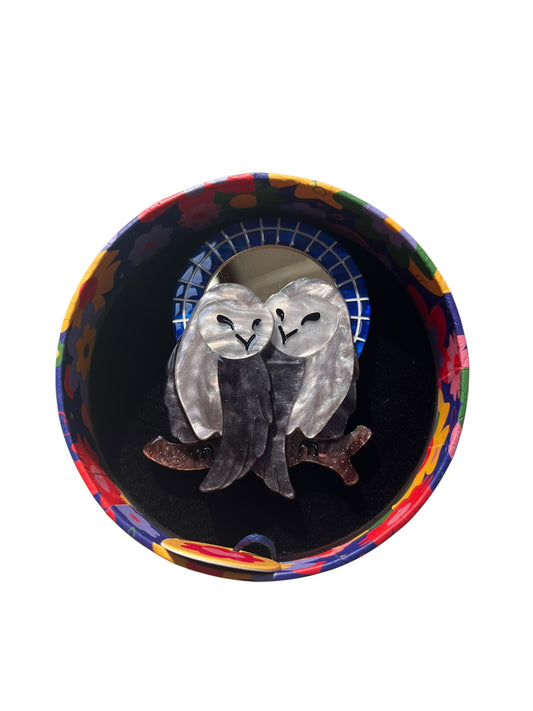 ERSTWILDER GOOD OMENS OWLS BROOCH