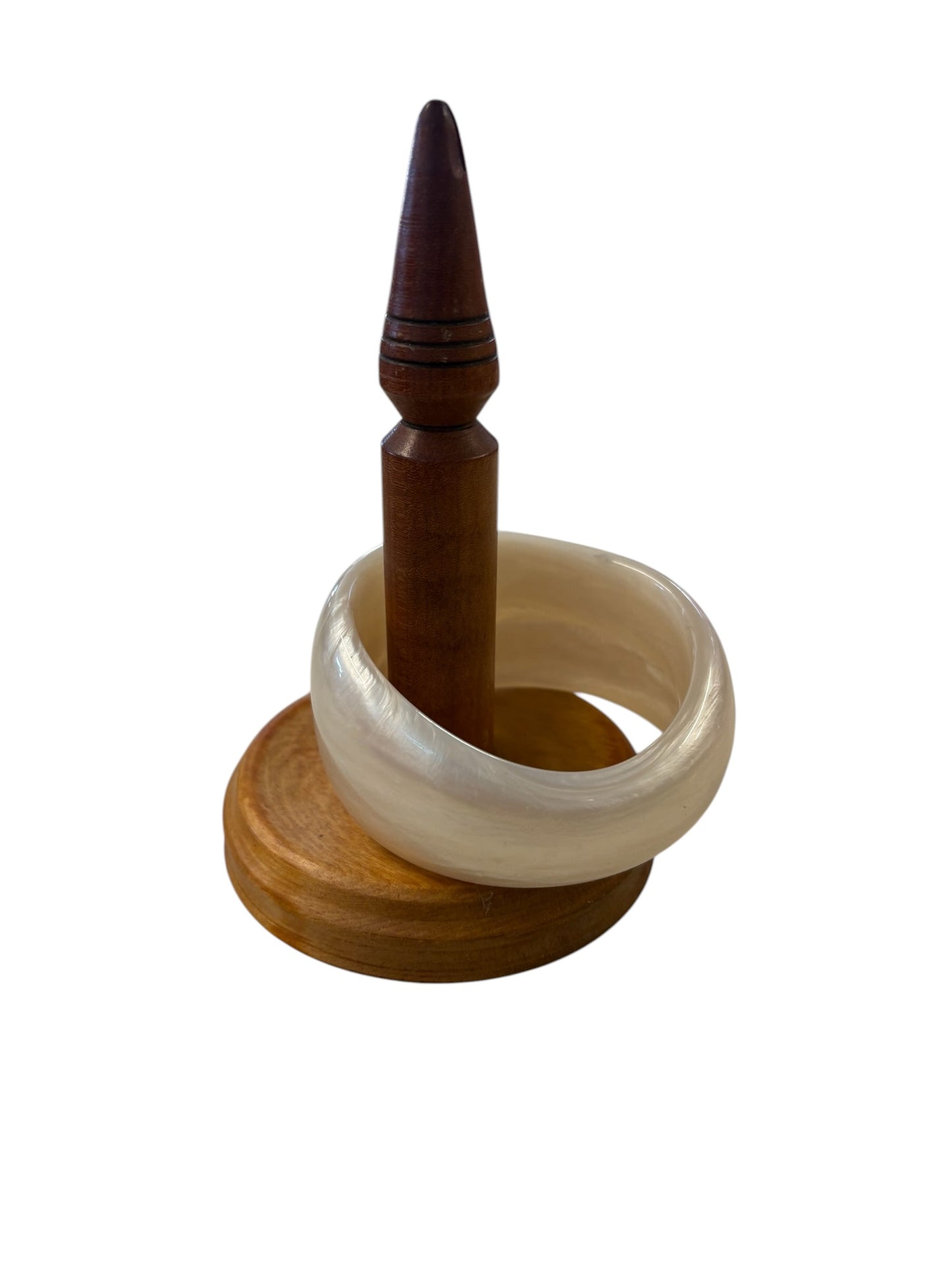 PEARLESCENT WIDE BANGLE