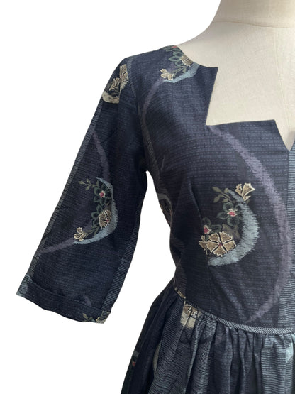 CRYCRYCRY NAVY DRESS | M