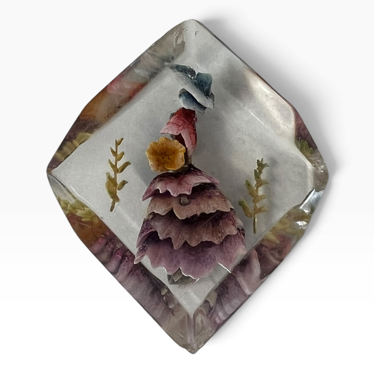 50s PURPLE LADY LUCITE BROOCH