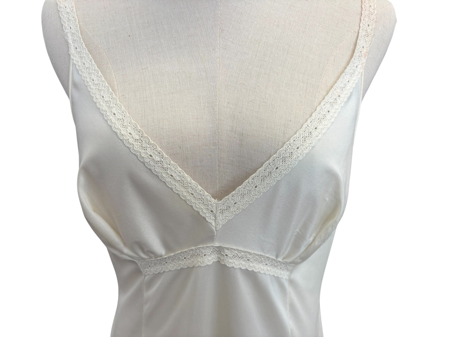 BENDON BODYWEAR PEARL NIGHTGOWN | 14