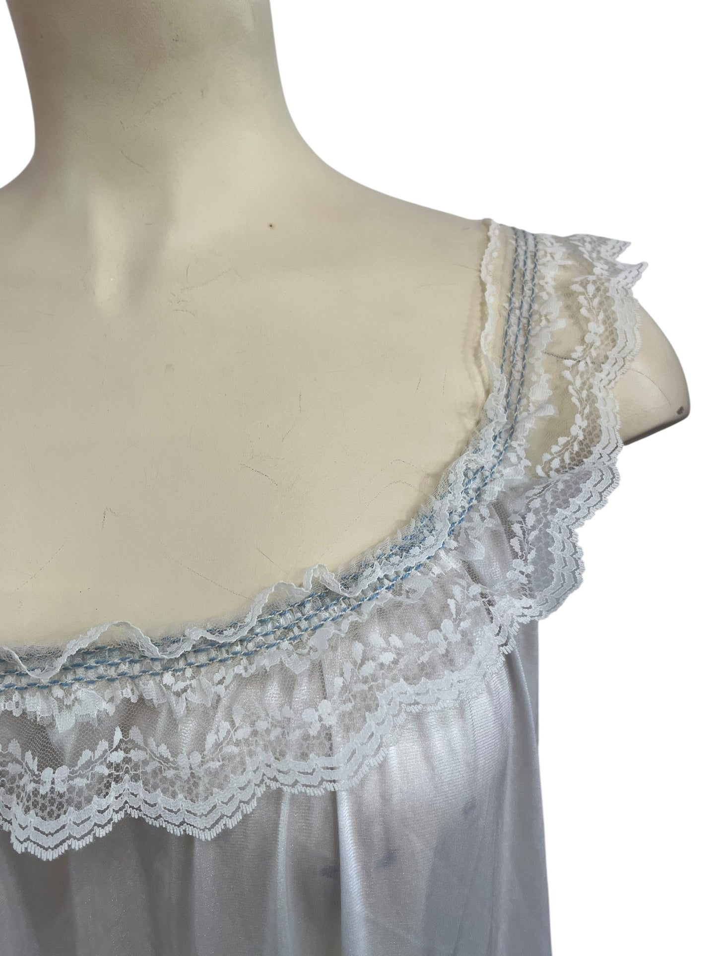WHITE SATIN NIGHTIE SZ 16