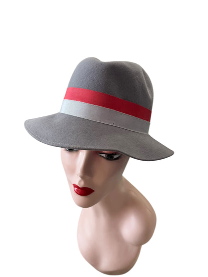 PIERRE CARDIN DOESKIN HAT