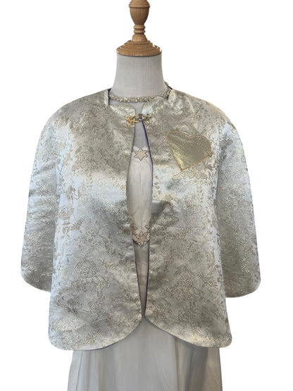 CREAM & GOLD CAPELET