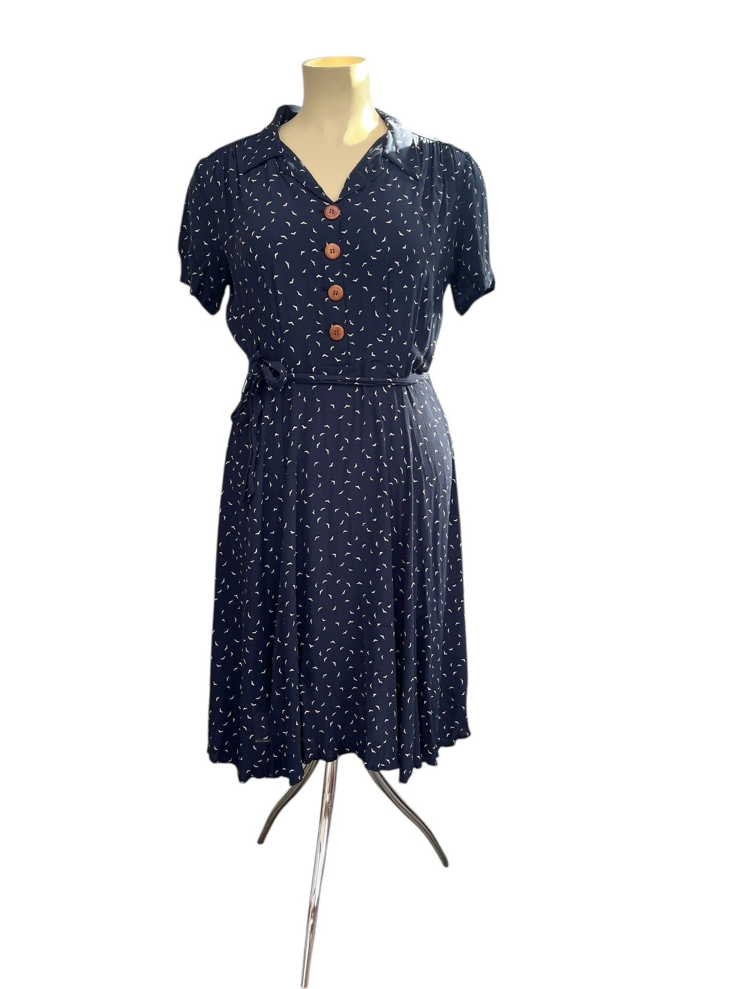 HOUSE OF FOXY DRESS SZ 18