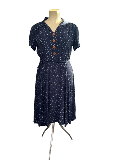 HOUSE OF FOXY DRESS SZ 18