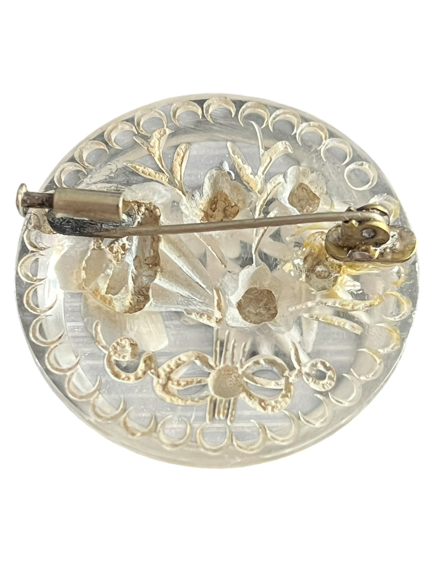 ROUND PAPER FLOWERS LUCITE BROOCH