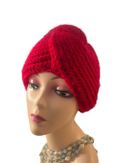 RED KNIT HAT