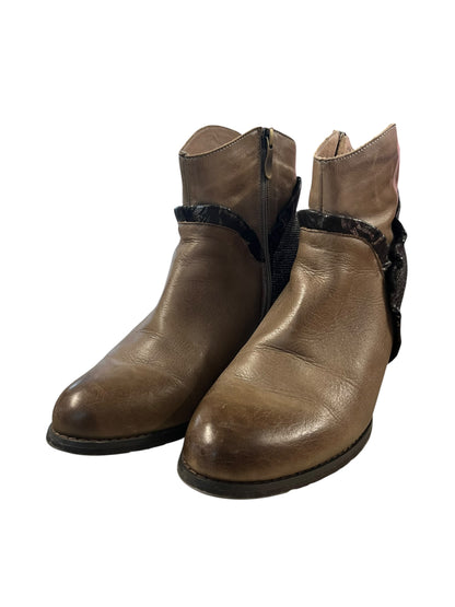 HELIUM LEATHER BOOTS | 40