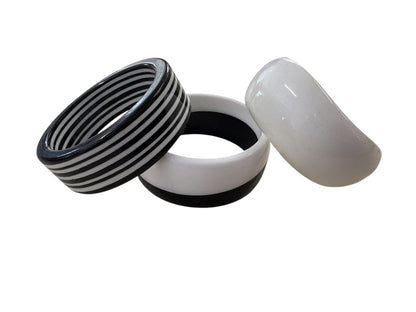 1/2 BLACK & WHITE BANGLE